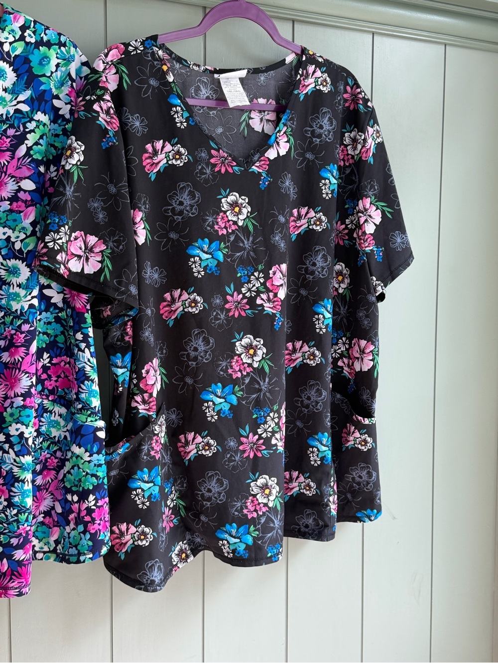 Floral V-Neck Women’s Scrub top - Picture 3 of 16